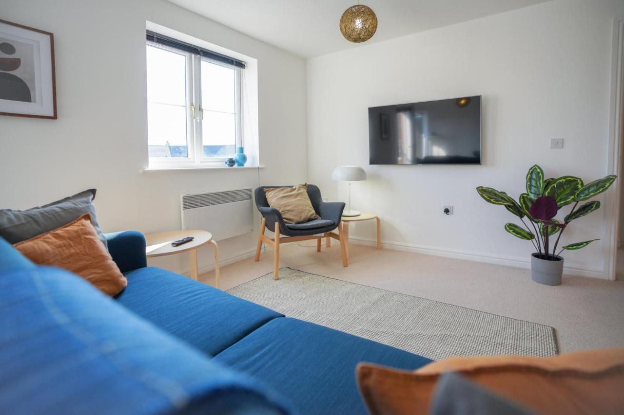 Stylish Apartment With Private Parking Cardiff Eksteriør billede