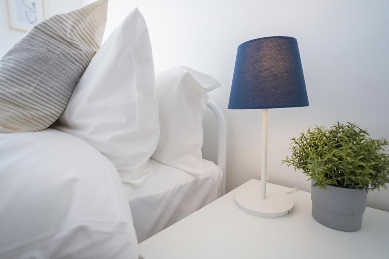 Stylish Apartment With Private Parking Cardiff Eksteriør billede